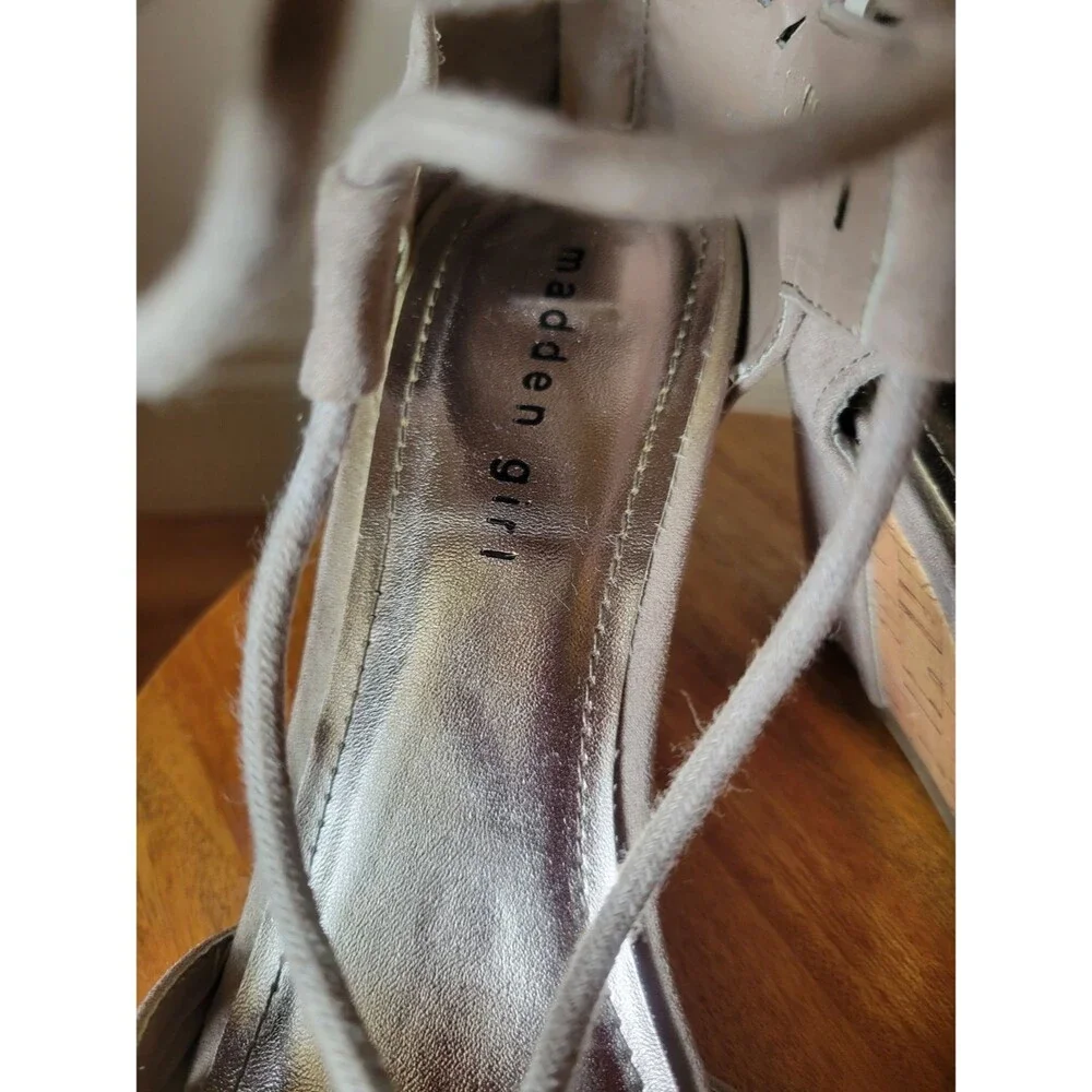 Madden Girl Boho Strappy Lace-Up Suede Cork Wedge Sandals Light Taupe Size 9